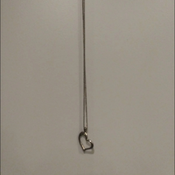 Abstract Metal Heart Necklace - Picture 4 of 4